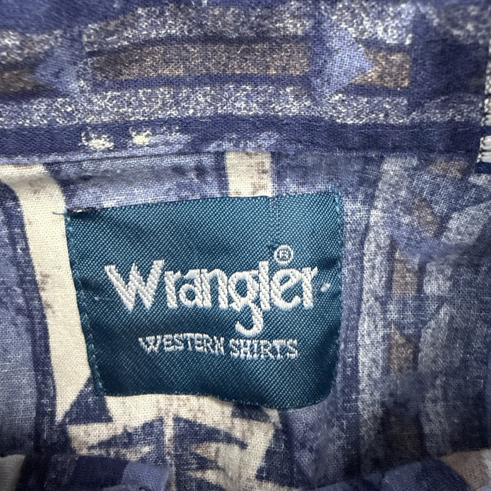 Vintage Wrangler Shirt Men's Aztec Western Pearl Snap Size XL Blue - Picture 4 of 8